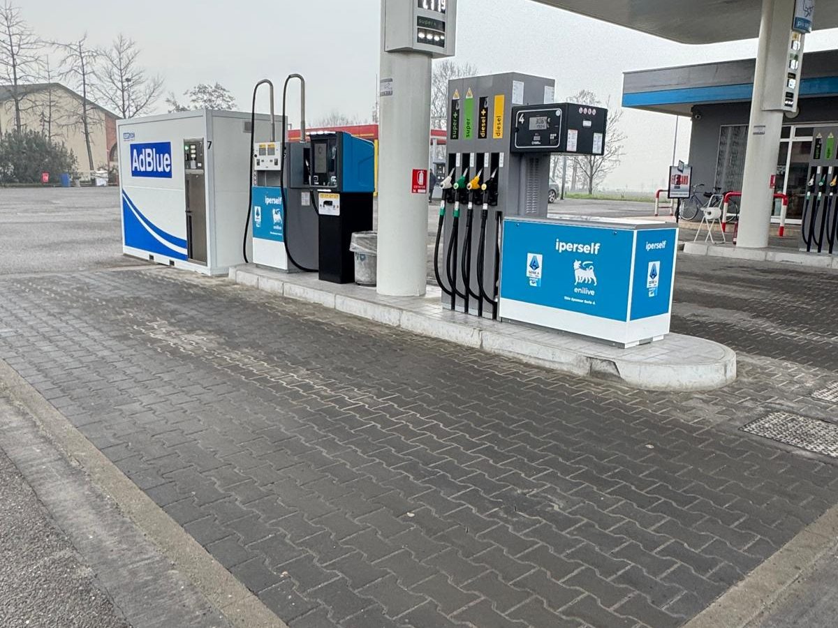 Ristrutturazioni e adeguamenti impianti carburanti (6)